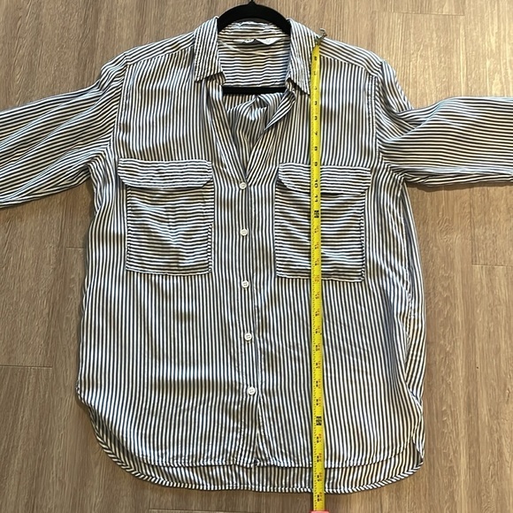 Zara Women’s Button Front Shirt Small Blue Classic Striped Lightweight Causal - Picture 15 of 16